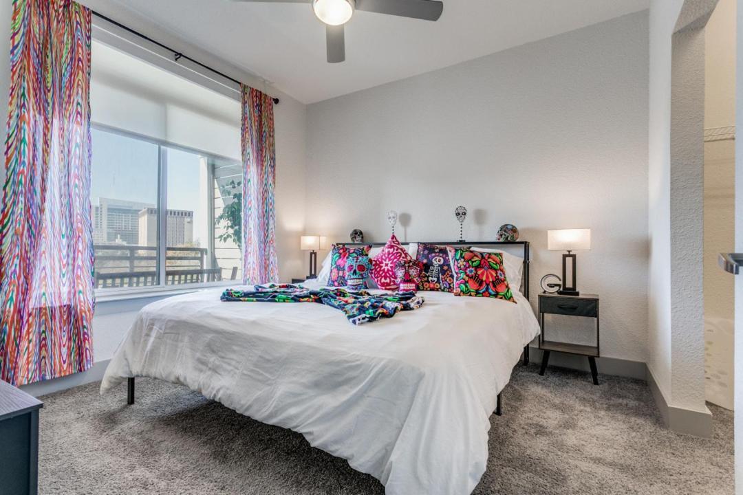 Viva Fiesta Condo On San Antonio Riverwalk エクステリア 写真