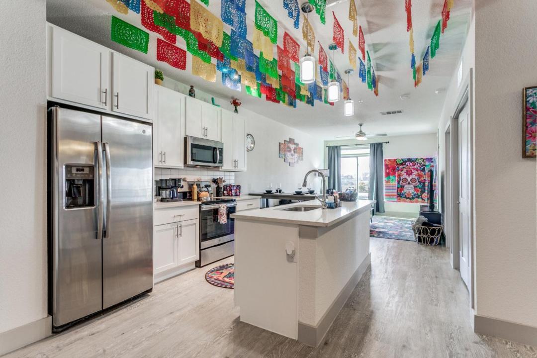Viva Fiesta Condo On San Antonio Riverwalk エクステリア 写真