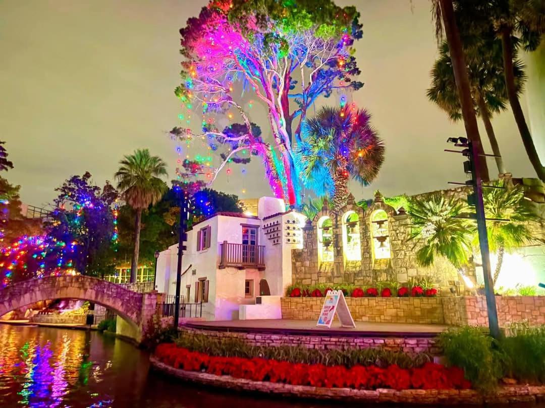 Viva Fiesta Condo On San Antonio Riverwalk エクステリア 写真